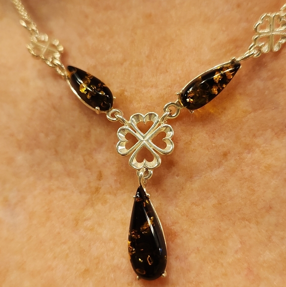 💕 Sterling Silver and Amber necklace💕 - Picture 2 of 8